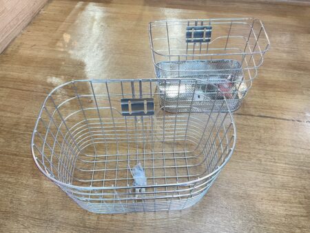 ワイドなステンレスカゴが入荷